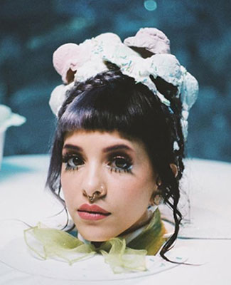 Dollhouse (Música), Wiki Melanie Martinez Brasil