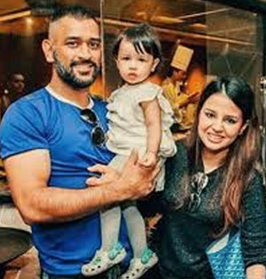 Sakshi Dhoni Height Age Net Worth House Affairs Biography