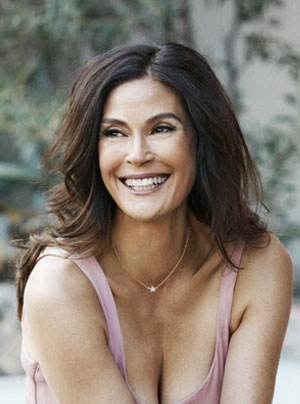 Teri Hatcher Now, Teri Hatcher Daughter, Teri Hatcher Net Worth,